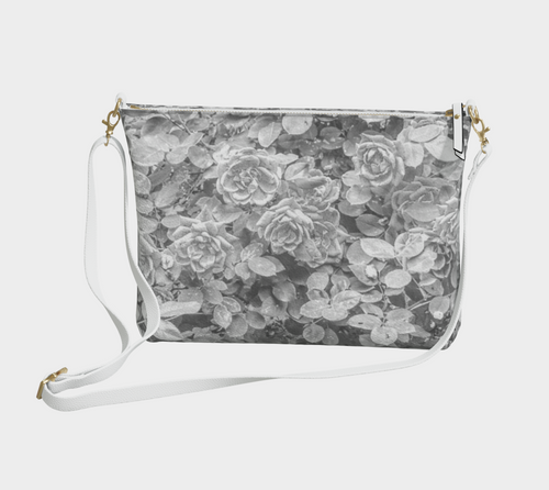 Roses en Noir et Blanc Crossbody Bag