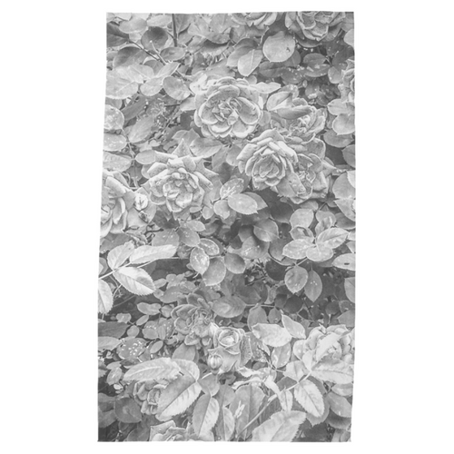 Roses en Noir et Blanc Tea Towel